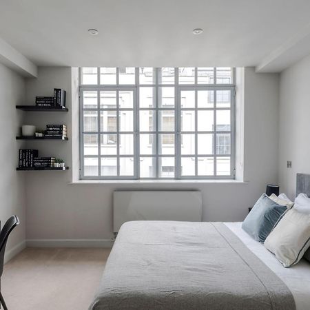 London'S Calling - Farringdon - By Frankie Says Exterior foto